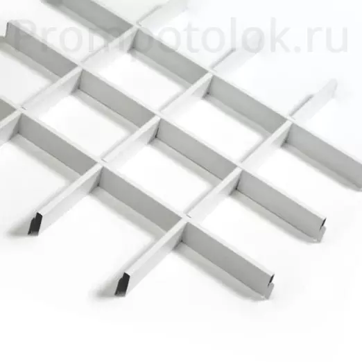 Потолок Грильято белый 150х150